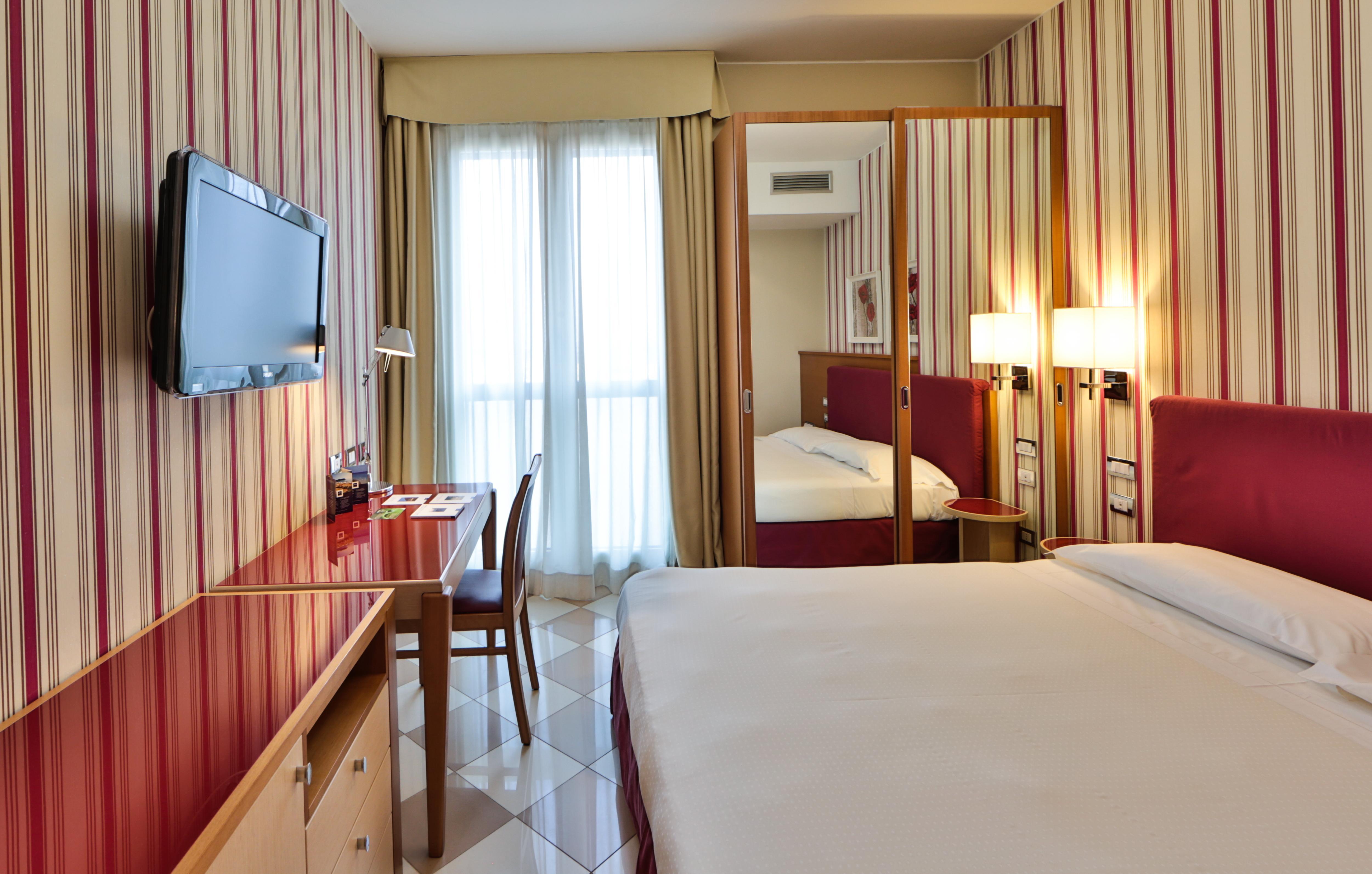 Una Hotels The One Milano Hotel & Residence San Donato Milanese Zewnętrze zdjęcie